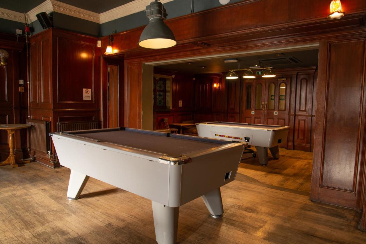 Royal Hotel, Bar & Grill Purfleet Buitenkant foto