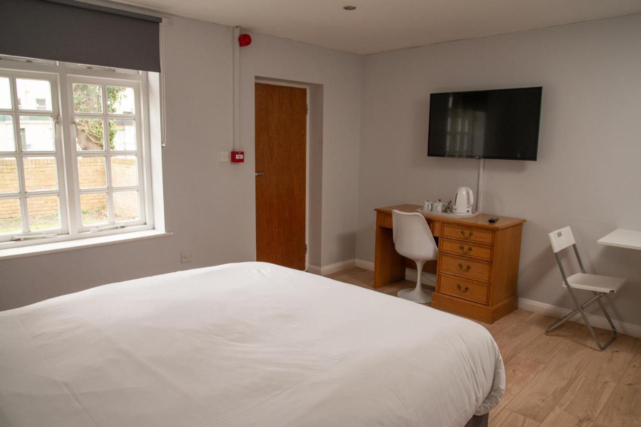 Royal Hotel, Bar & Grill Purfleet Buitenkant foto