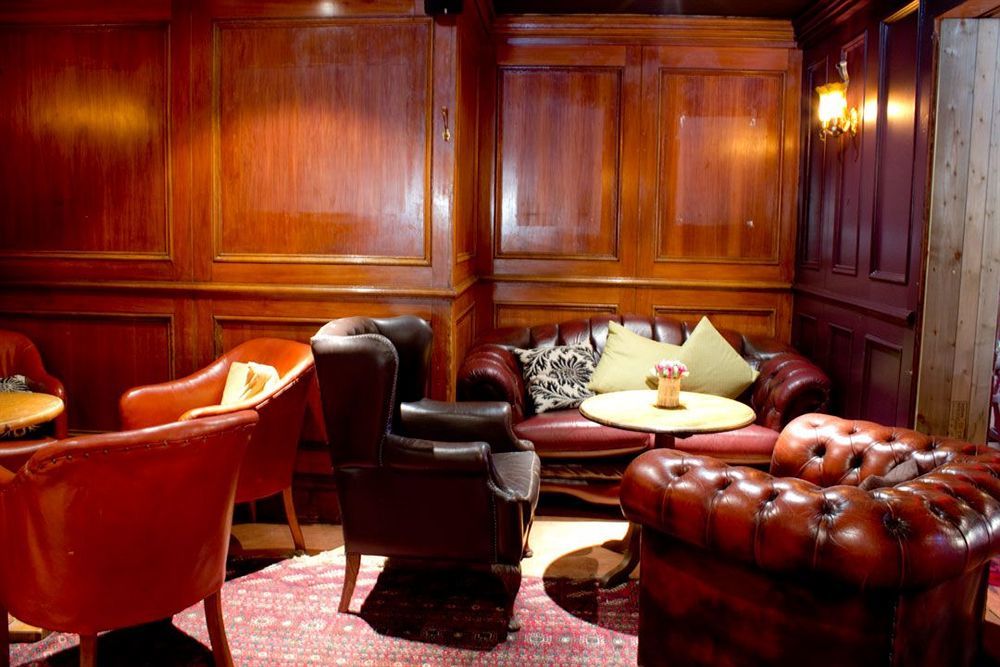 Royal Hotel, Bar & Grill Purfleet Buitenkant foto